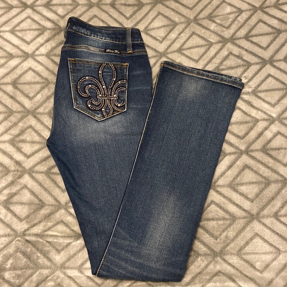 Miss Me fleur de lis slim boot cut jeans size 27